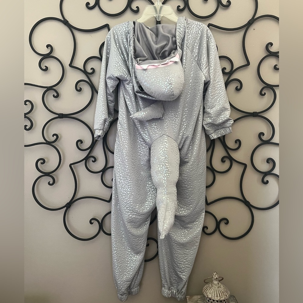 Shark Costume - Picture 10 of 12